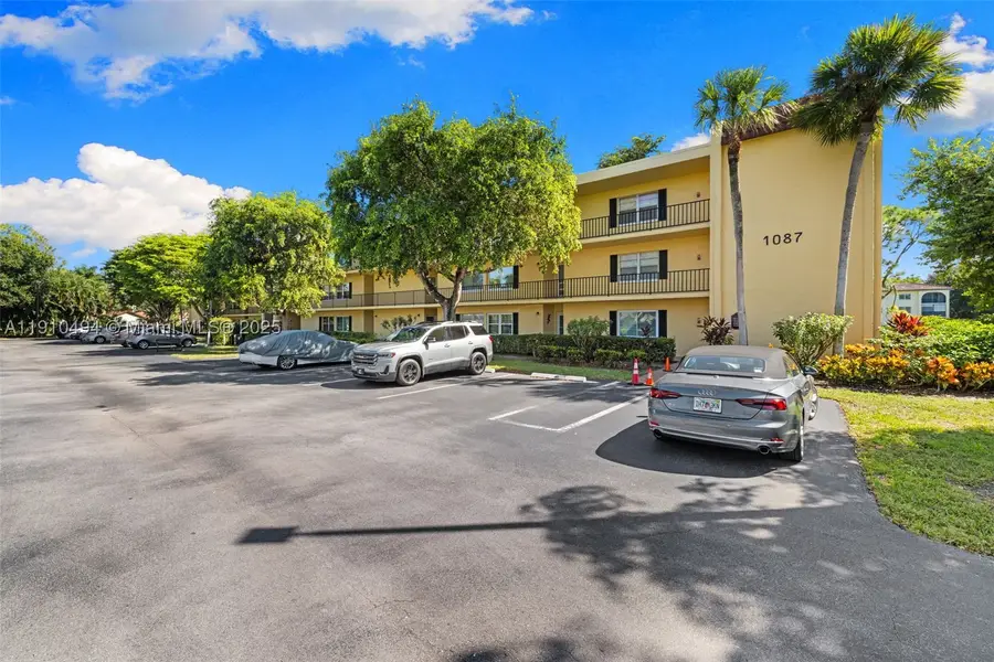 1087 Forest Lakes #309, Naples, FL 34105 - #2