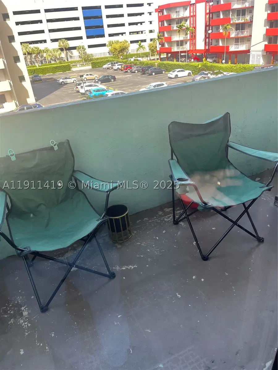 1825 W 44th #309, Hialeah, FL 33012 - #3