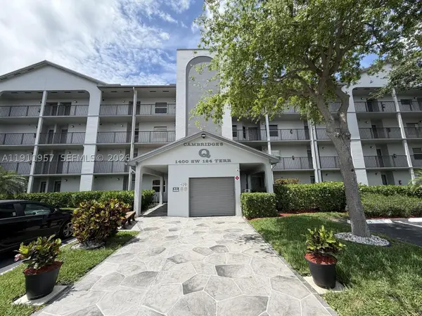 1400 SW 124th #402Q, Pembroke Pines, FL 33027