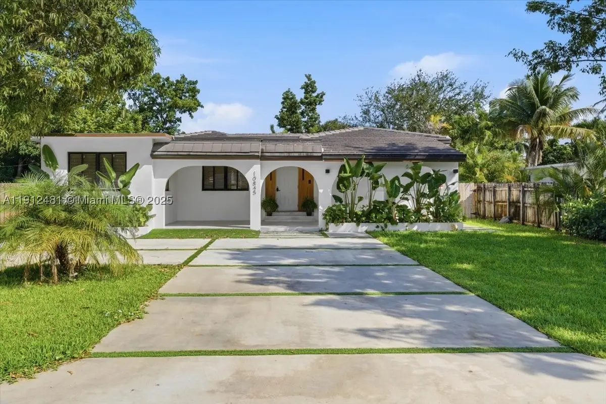 10845 Peachtree, Miami, FL 33161 - #1