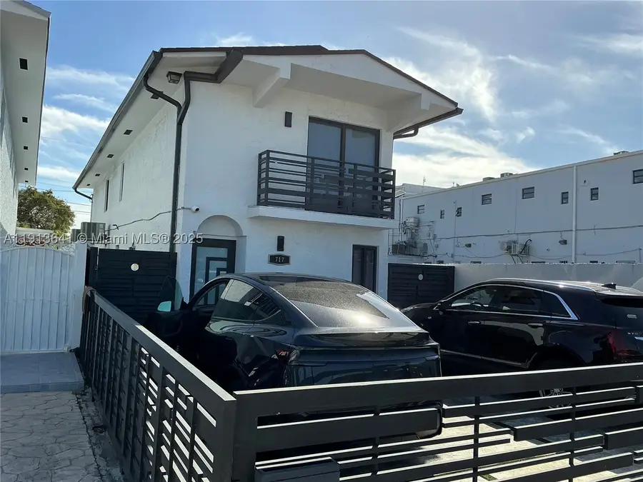717 Tamiami Canal, Miami, FL 33144 - #2