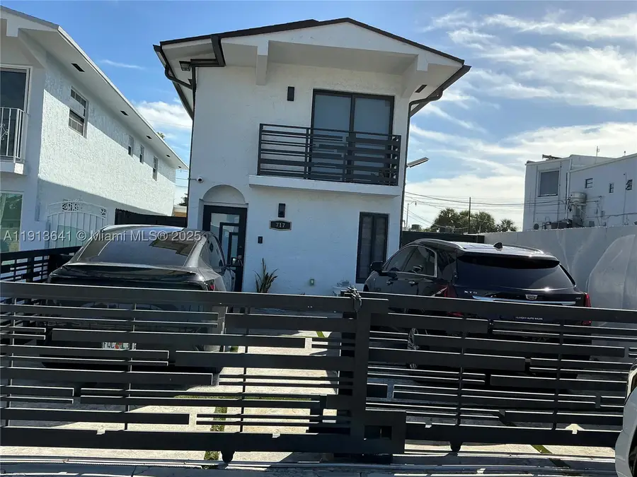 717 Tamiami Canal, Miami, FL 33144 - #3