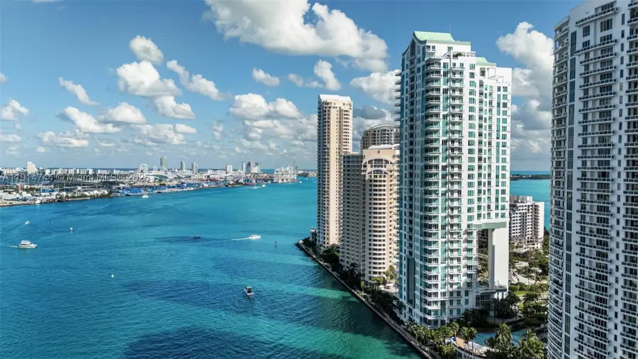 900 Brickell Key #1403, Miami, FL 33131 - #3