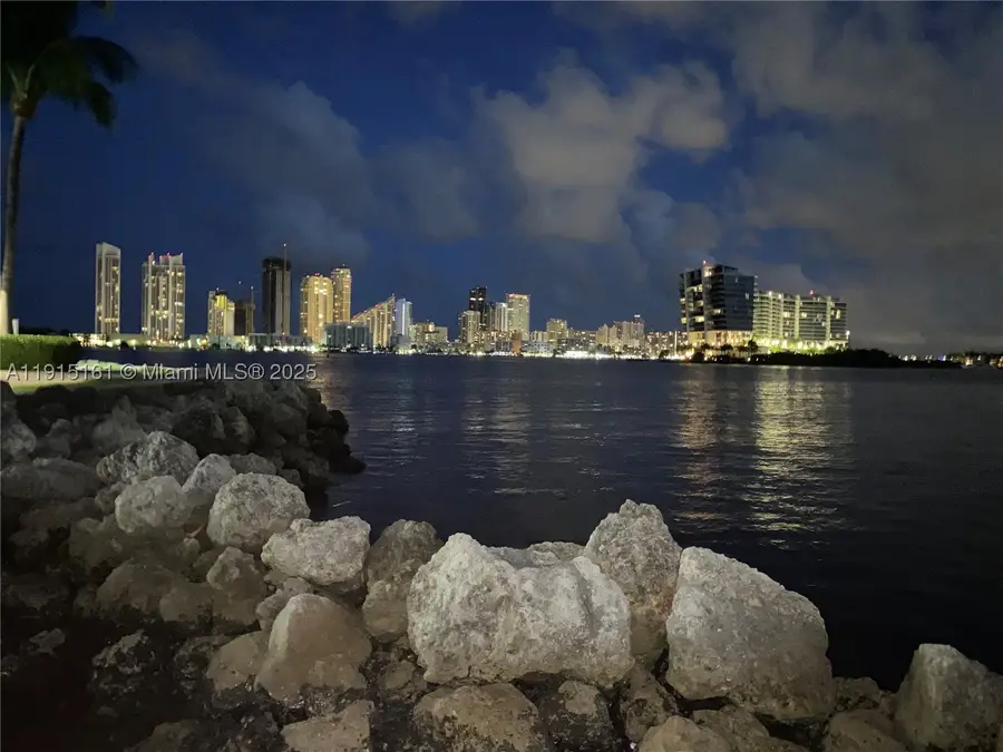 3575 Mystic Pointe Dr, Slip 1, Aventura, FL 33180 - #2