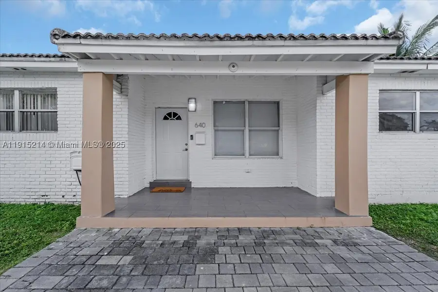 640 NE 168th, North Miami Beach, FL 33162 - #2