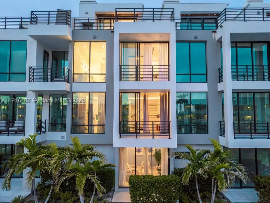 4098 NE 167 #9, North Miami Beach, FL 33160 - #2