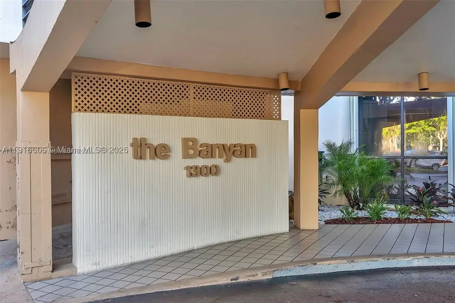 1300 Saint Charles #L12, Pembroke Pines, FL 33026 - #2