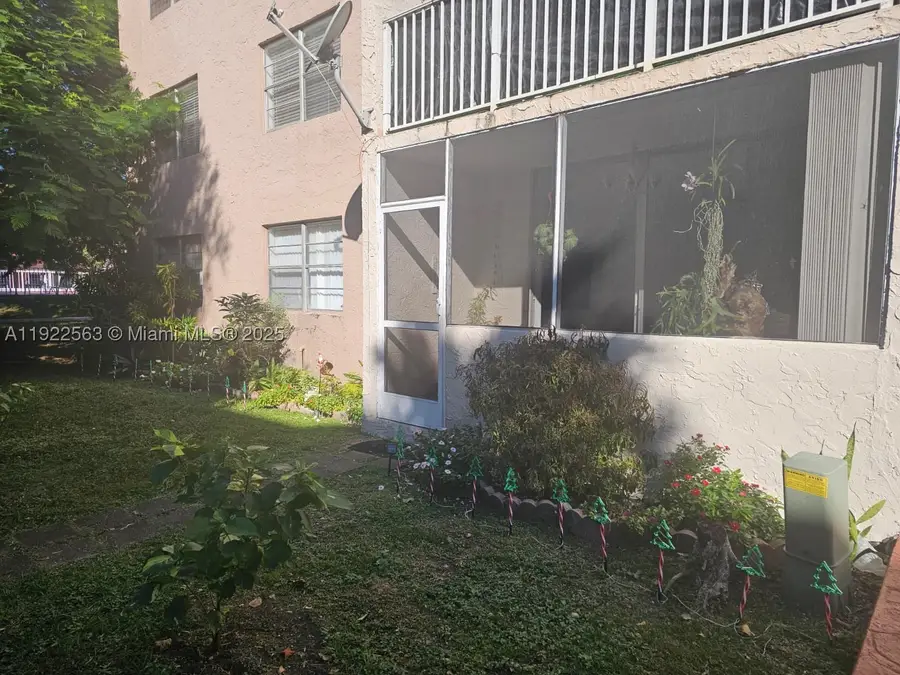 8411 NW 8th #111, Miami, FL 33126 - #2