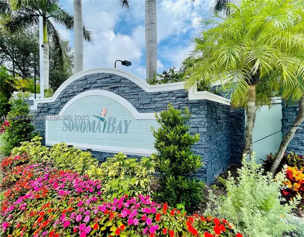 1918 Alamanda, Riviera Beach, FL 33404