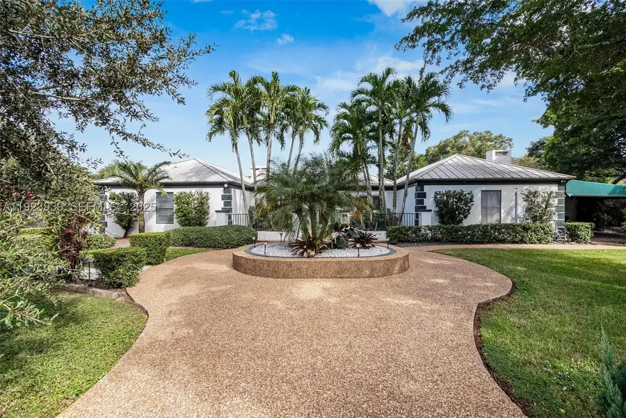 11155 SW 40th, Davie, FL 33328 - #2