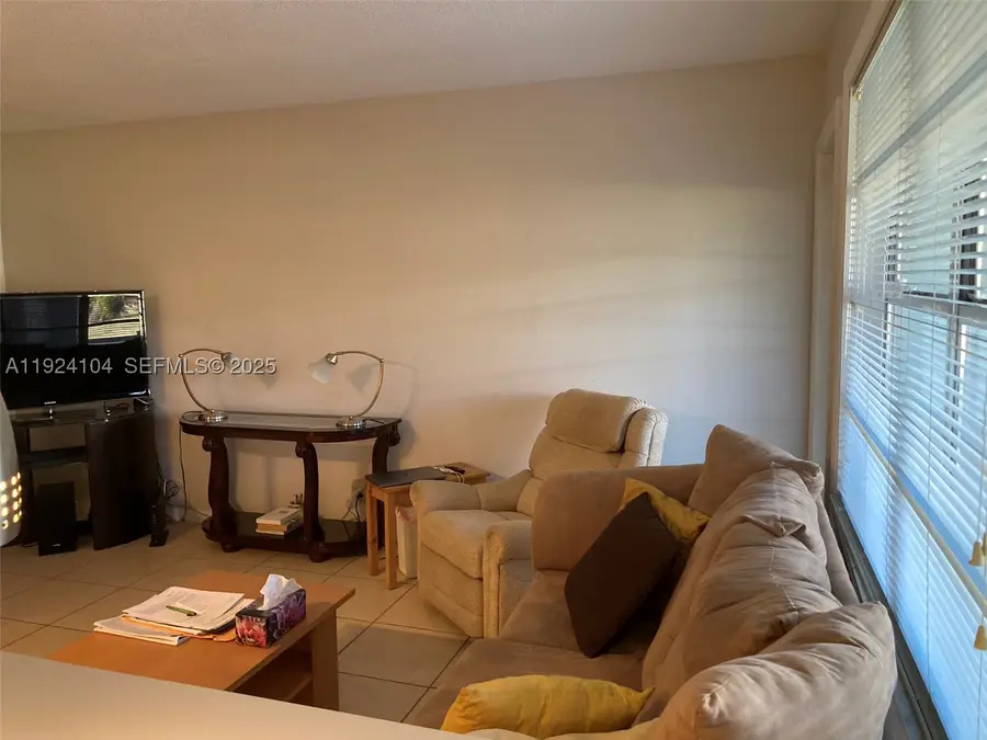 5300 Washington #N117, Hollywood, FL 33021 - #3
