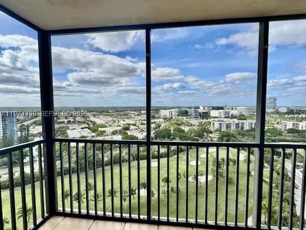 20335 W Country Club #2101, Aventura, FL 33180