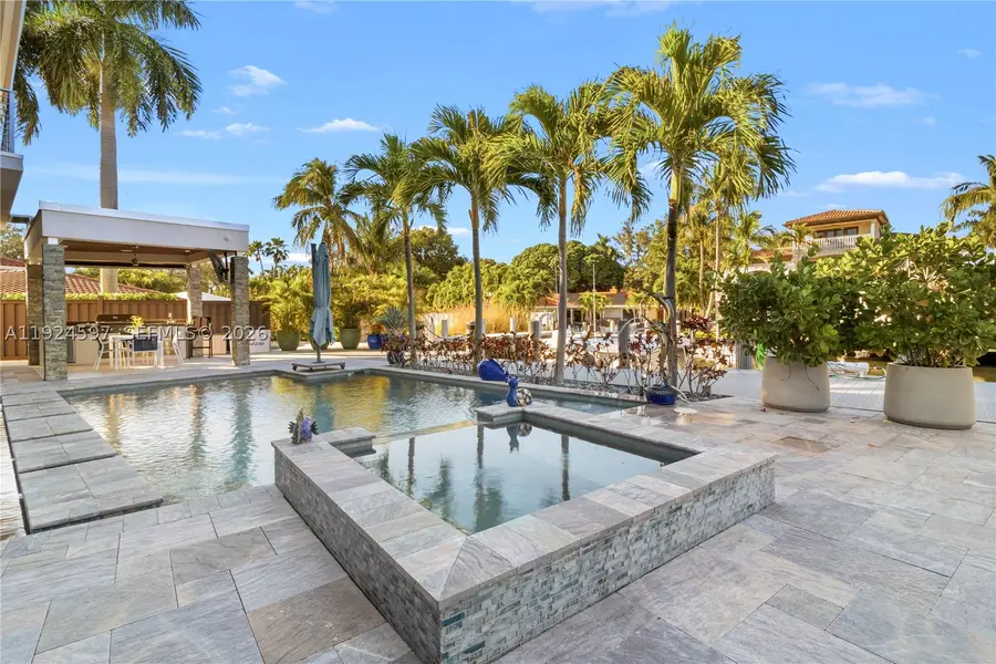 2809 NE 24th, Fort Lauderdale, FL 33305 - #2
