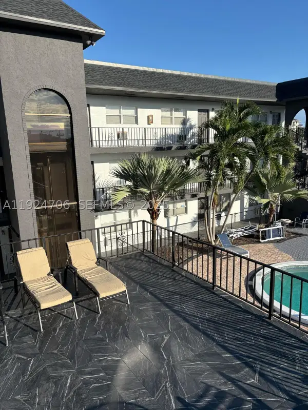 1100 NE 9th #203, Fort Lauderdale, FL 3240