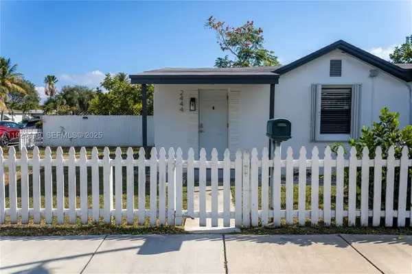 2444 Roosevelt, Hollywood, FL 33020