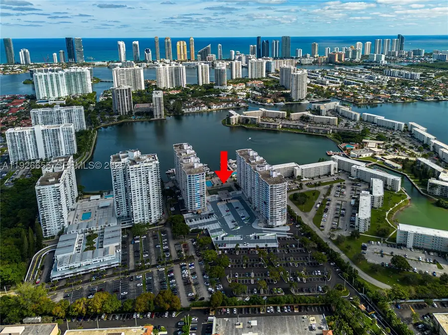 18011 Biscayne #1501, Aventura, FL 33160 - #3