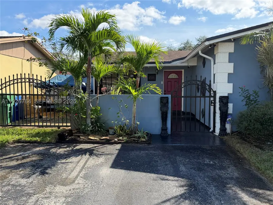 2926 NW 191st, Miami Gardens, FL 33056 - #3