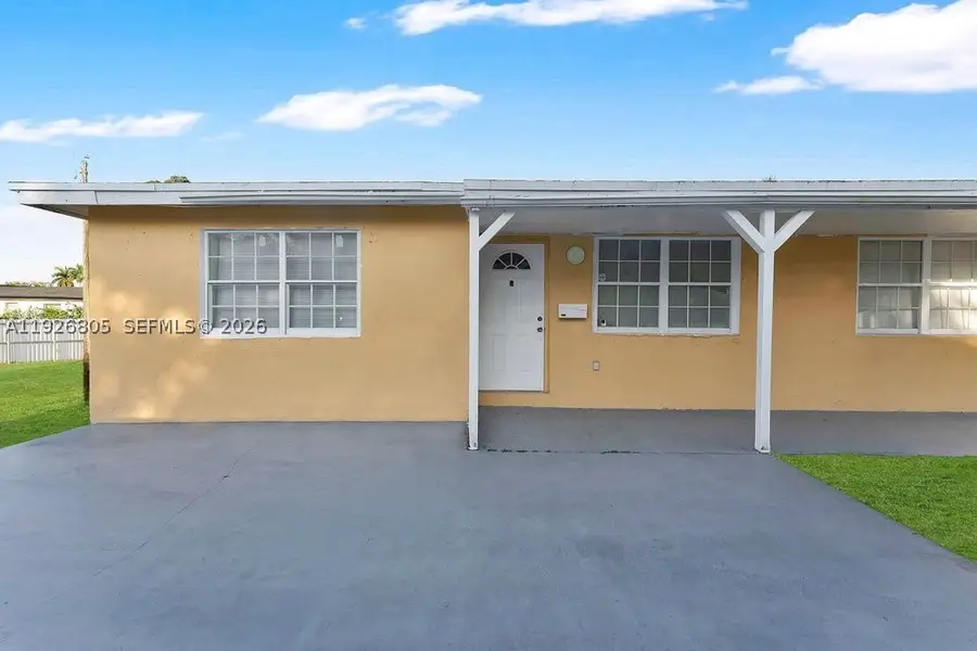 417 SW 3rd, Hallandale, FL 33009 - #2