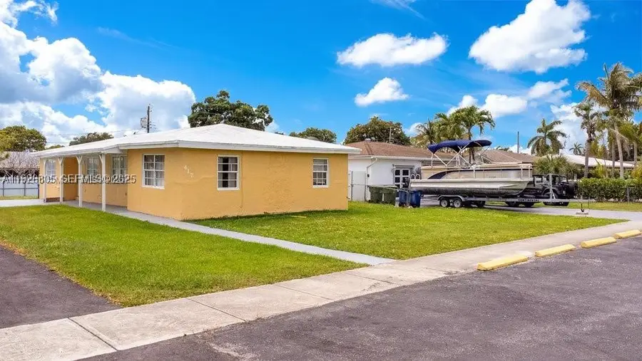 417 SW 3rd, Hallandale, FL 33009 - #3