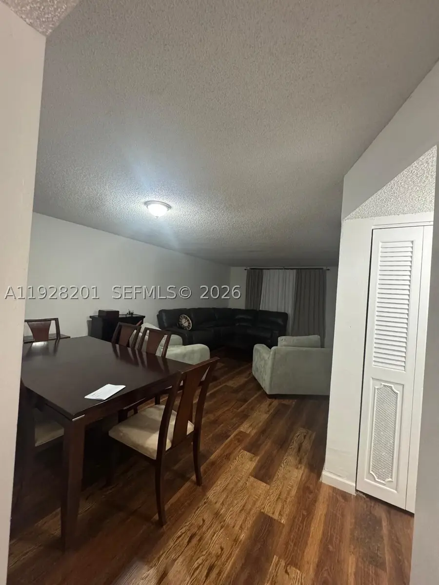 2800 Someset #404, Lauderdale Lakes, FL 33311 - #2