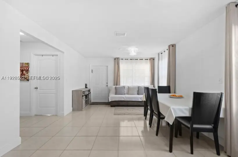 701 NE 6th, Hallandale, FL 33009 - #2