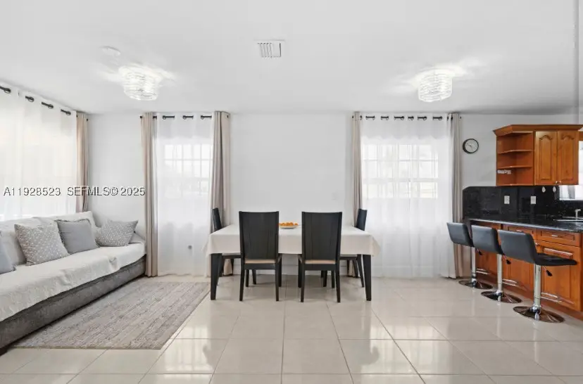 701 NE 6th, Hallandale, FL 33009 - #3