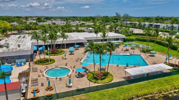 25 Saxony A #A, Delray Beach, FL 33446