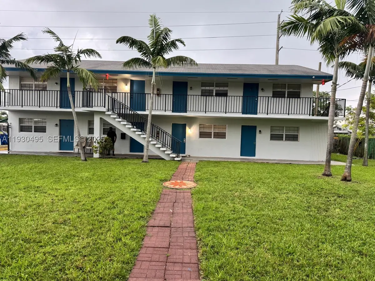 201 W Blue Heron, Riviera Beach, FL 33404 - #1