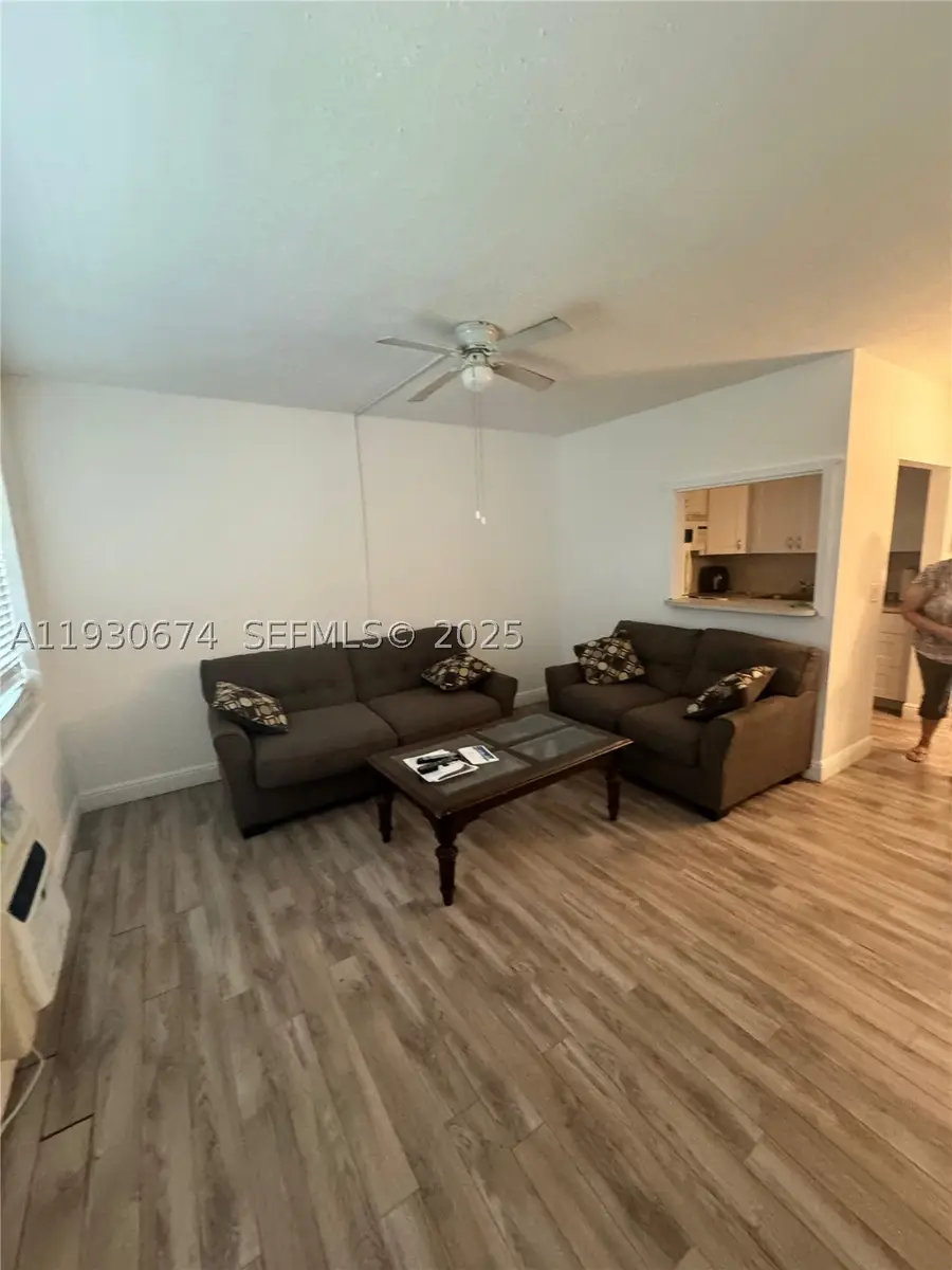 118 E Salisbury E #118, West Palm Beach, FL 33417 - #2