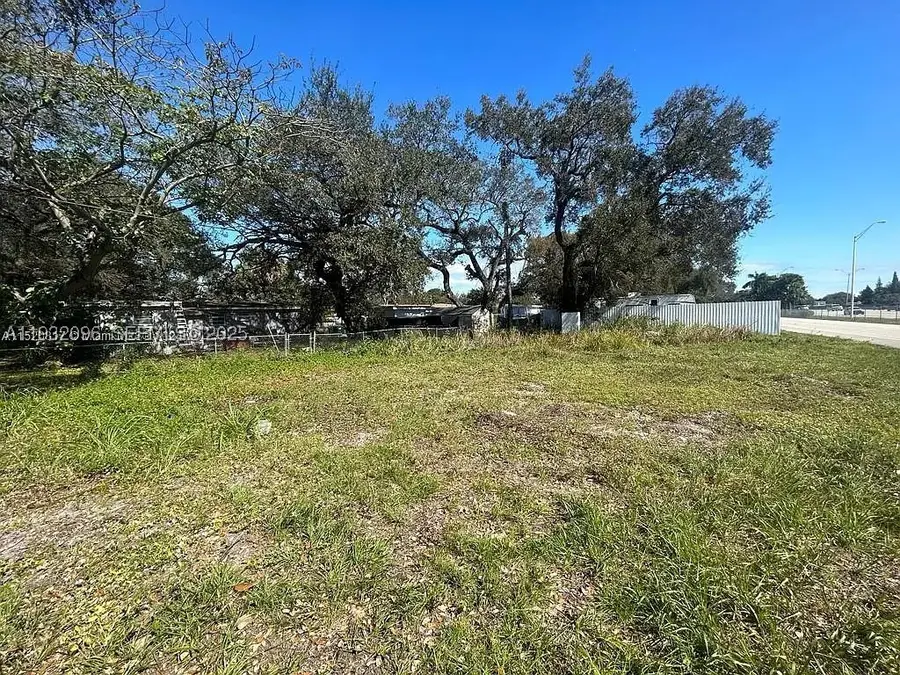2451 NW 167th, Miami Gardens, FL 33056 - #3