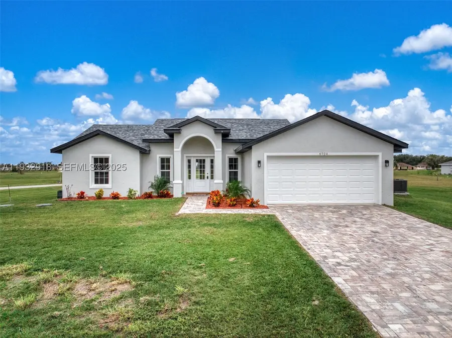 6724 Heavitree, Sebring, FL 33876 - #2
