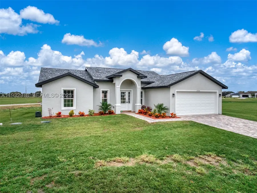 6724 Heavitree, Sebring, FL 33876 - #3