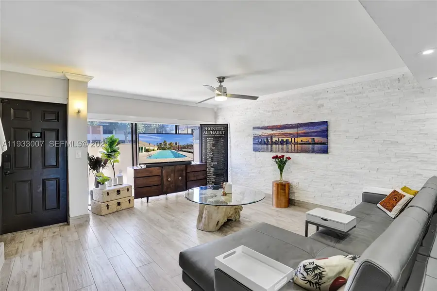 16478 NE 27th #34, North Miami Beach, FL 33160 - #3