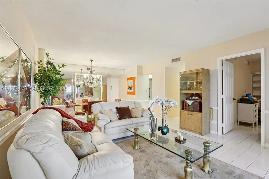 4350 Hillcrest #702, Hollywood, FL 33021 - #3