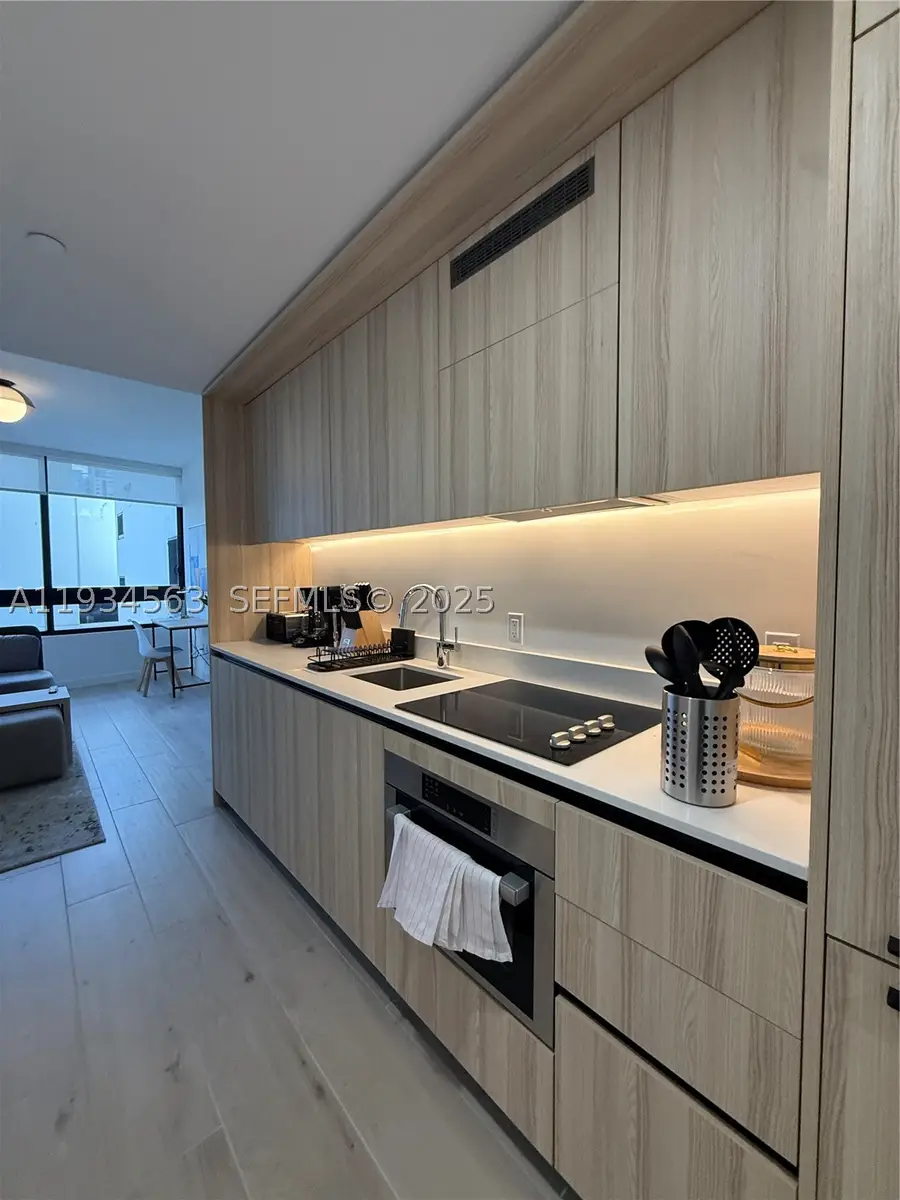 225 N Miami #501, Miami, FL 33128 - #3