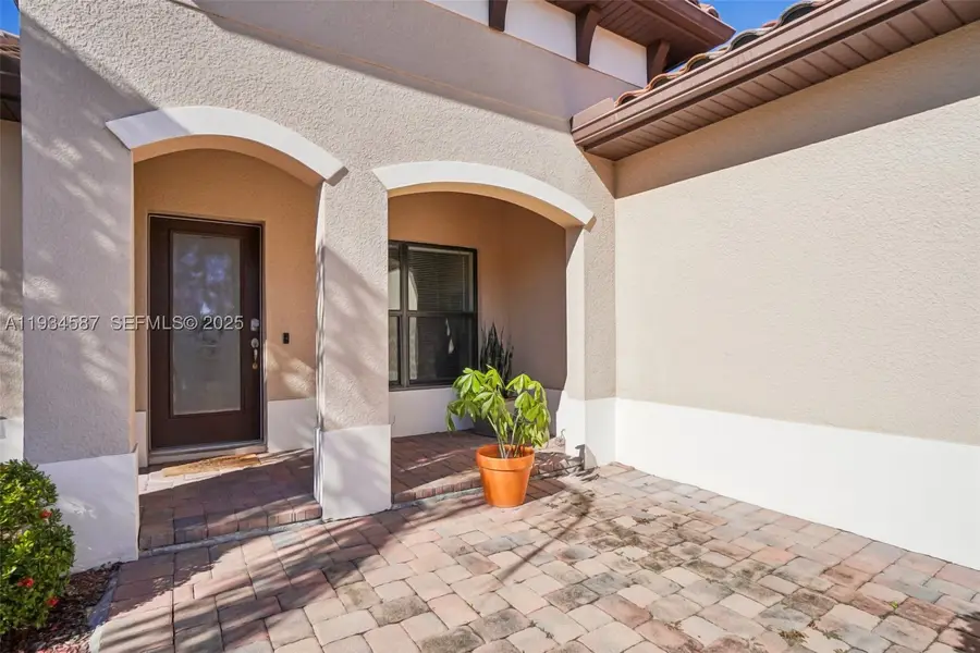 310 Villa Sorrento, Haines City, FL 33844 - #3