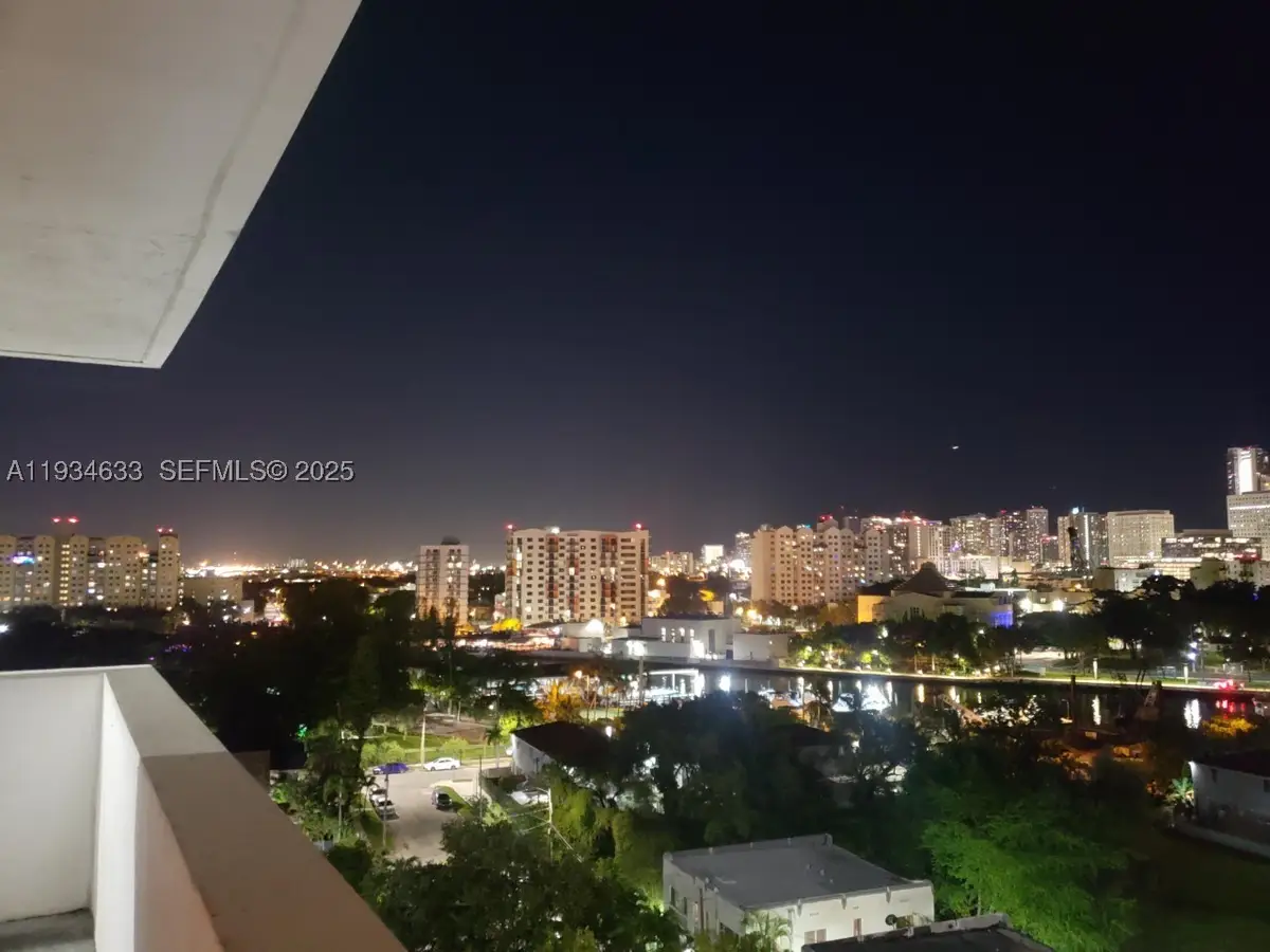 36 NW 6th #906, Miami, FL 33128 - #1