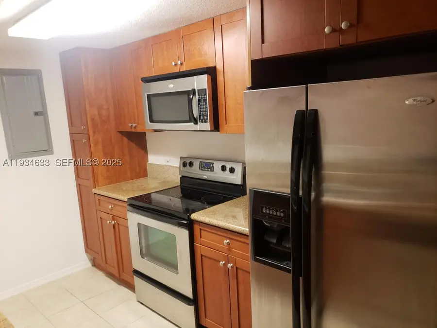 36 NW 6th #906, Miami, FL 33128 - #3