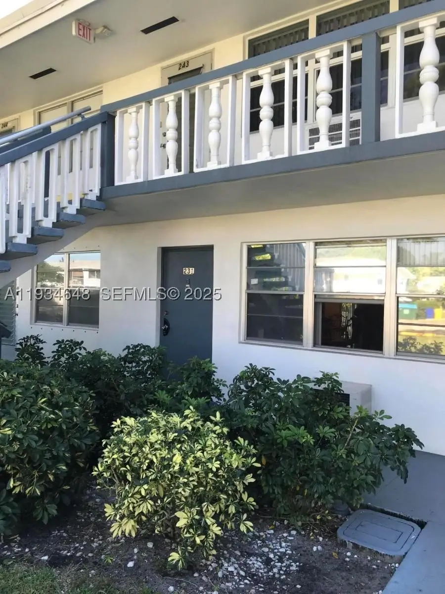 243 Sheffield J #243, West Palm Beach, FL 33417 - #2