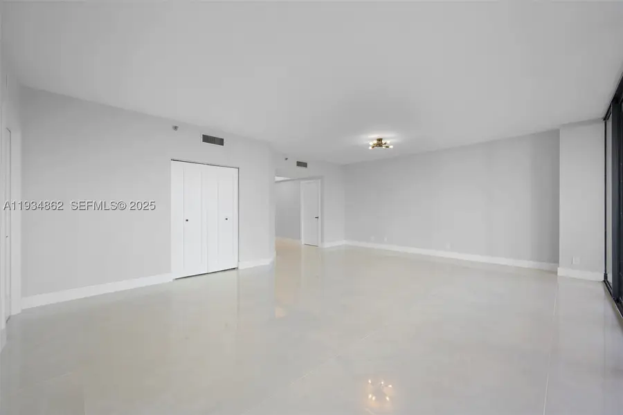 20281 E Country Club #501, Aventura, FL 33180 - #3