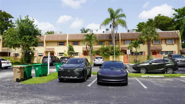 7175 Nova #204, Davie, FL 33317