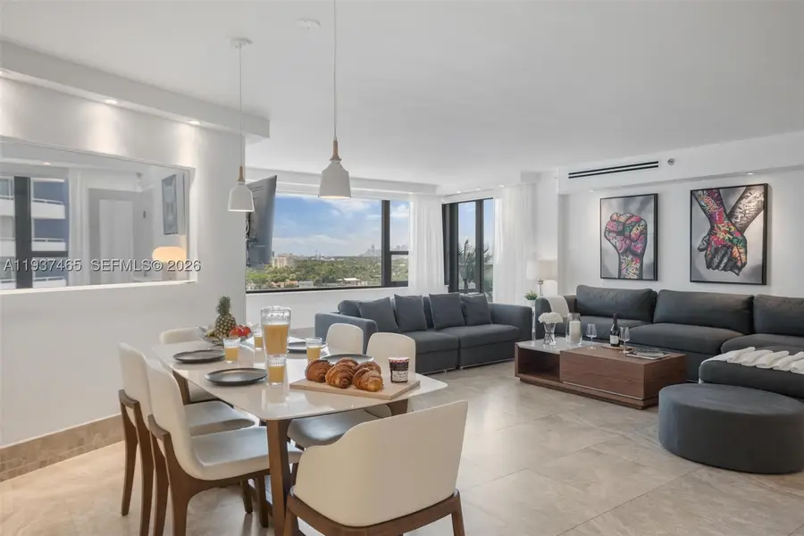 5225 Collins #1221, Miami Beach, FL 33140 - #3