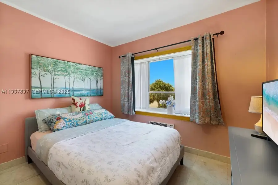 255 W 24th #234, Miami Beach, FL 33140 - #2