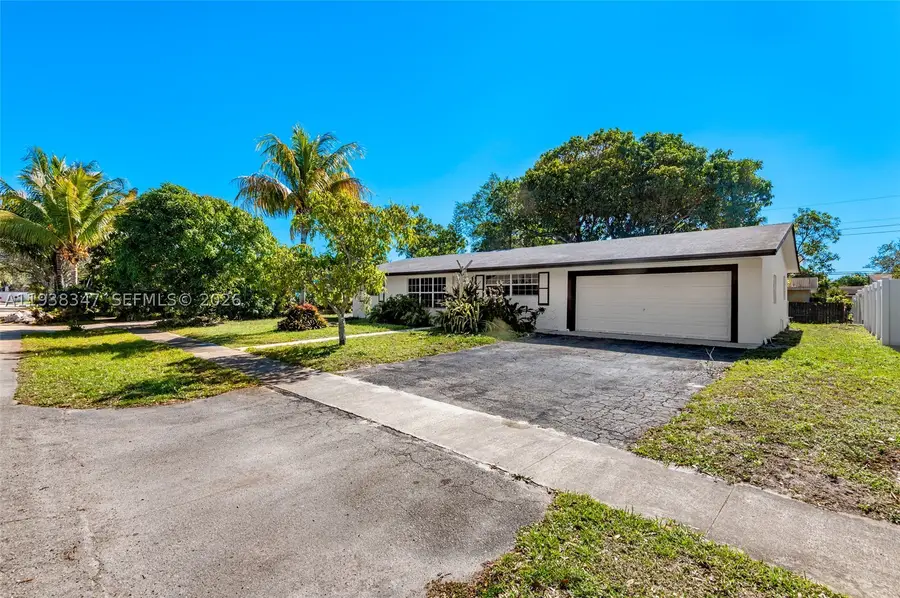 4360 NW 4th, Plantation, FL 33317 - #2