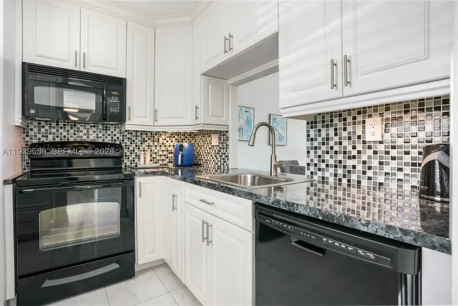 4801 NW 34th #406, Lauderdale Lakes, FL 33319 - #2