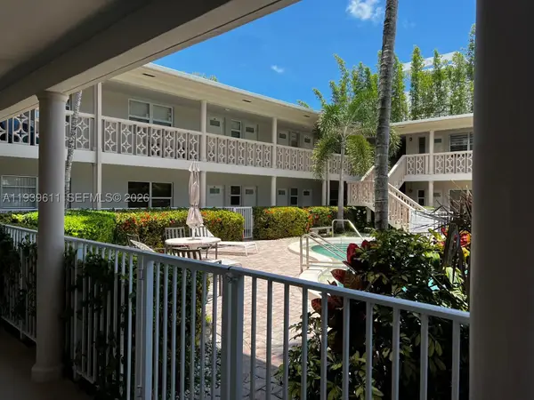 2701 NE 1st #203, Pompano Beach, FL 33062
