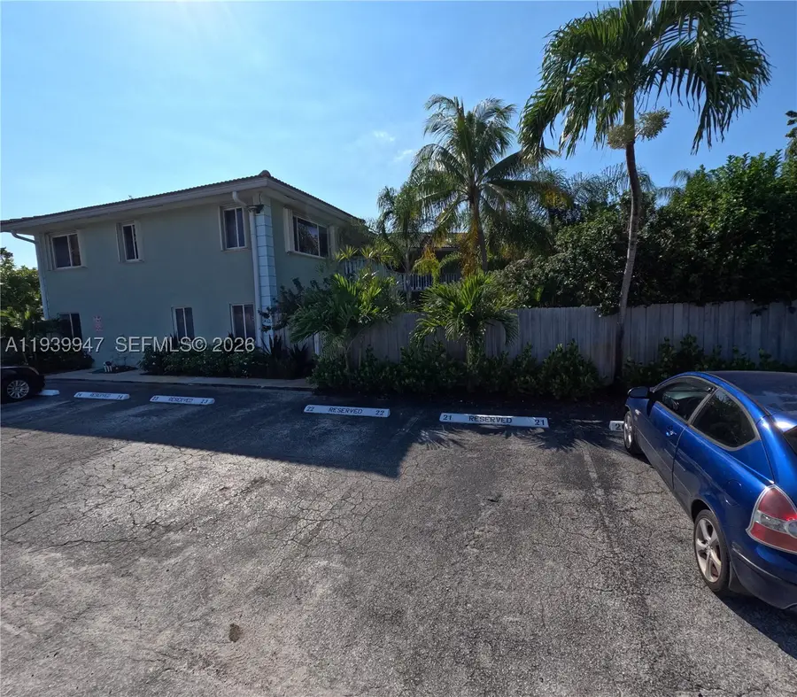 1423 Holly Heights #15, Fort Lauderdale, FL 33304 - #2
