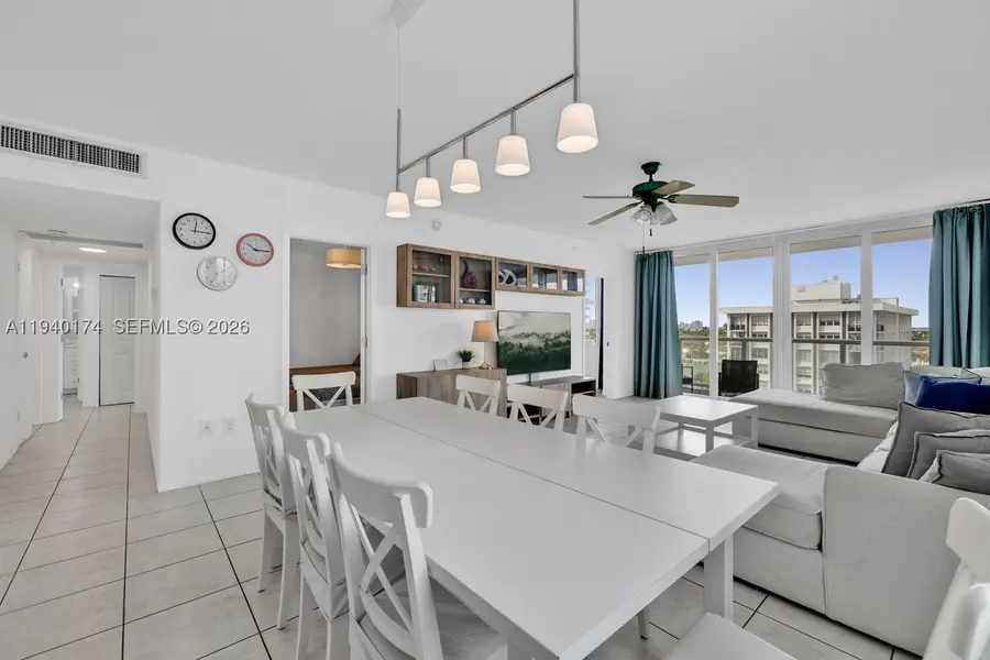 5601 Collins #825, Miami Beach, FL 33140 - #3