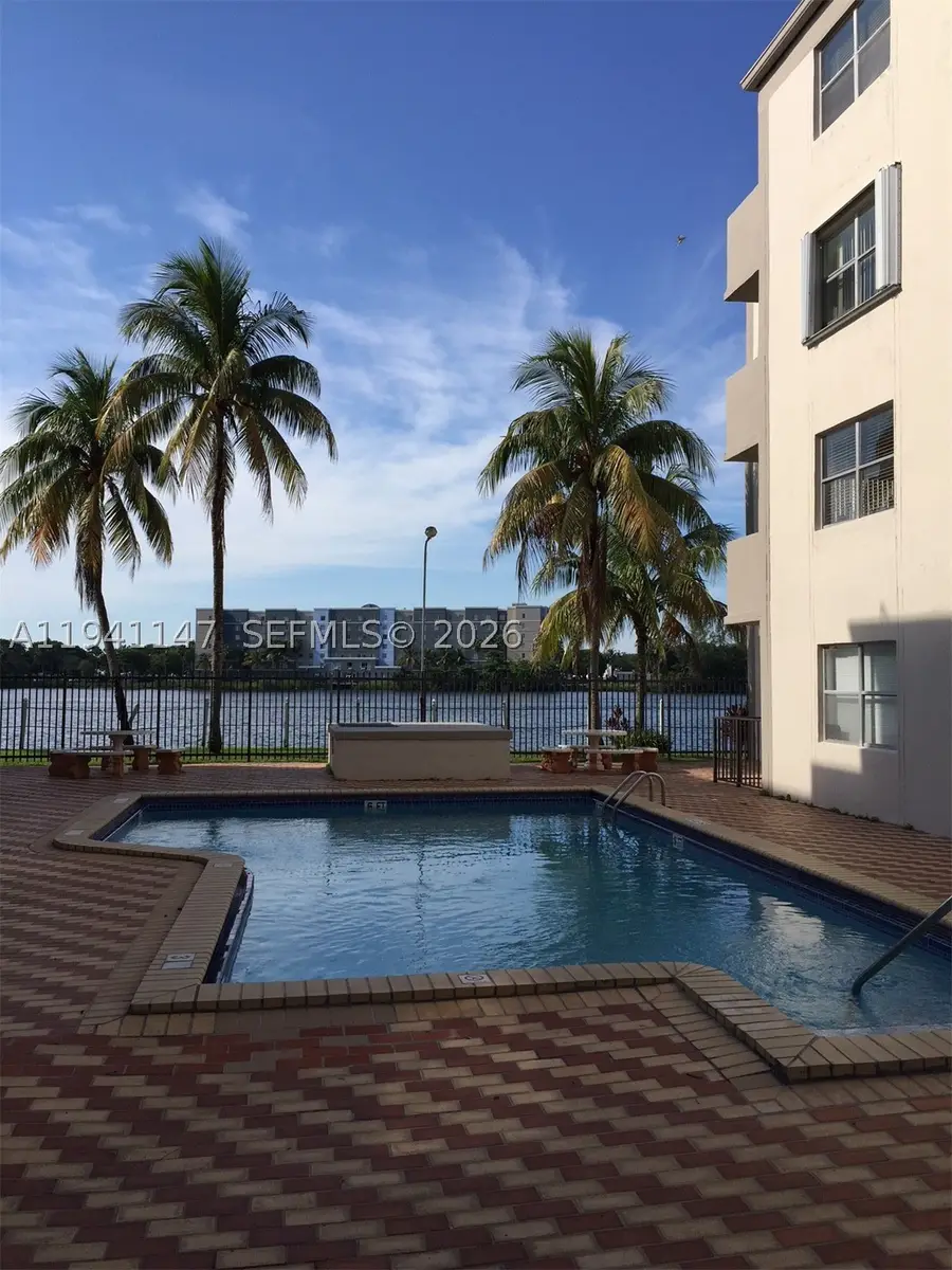 5505 NW 7th #W406, Miami, FL 33126 - #2