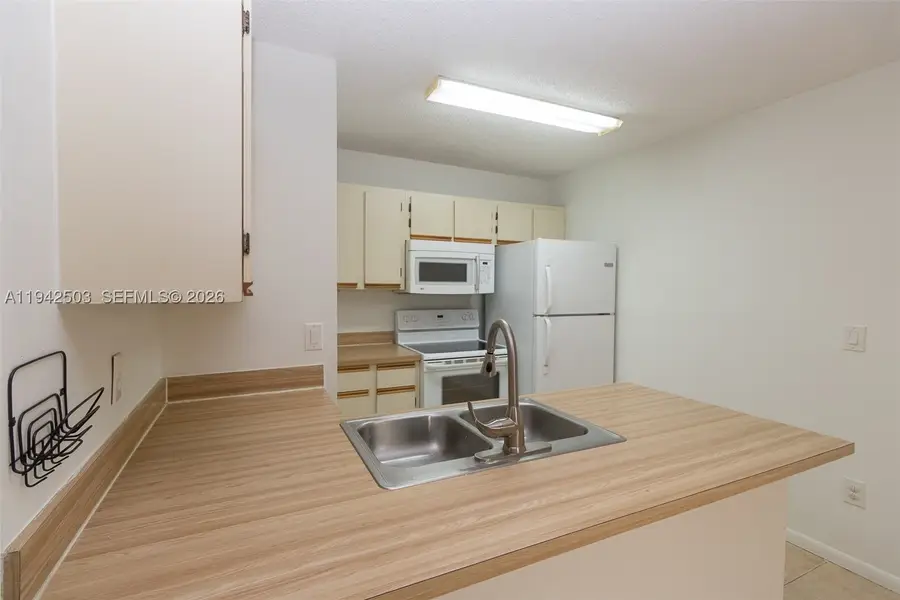 18328 NW 68th #P, Hialeah, FL 33015 - #3